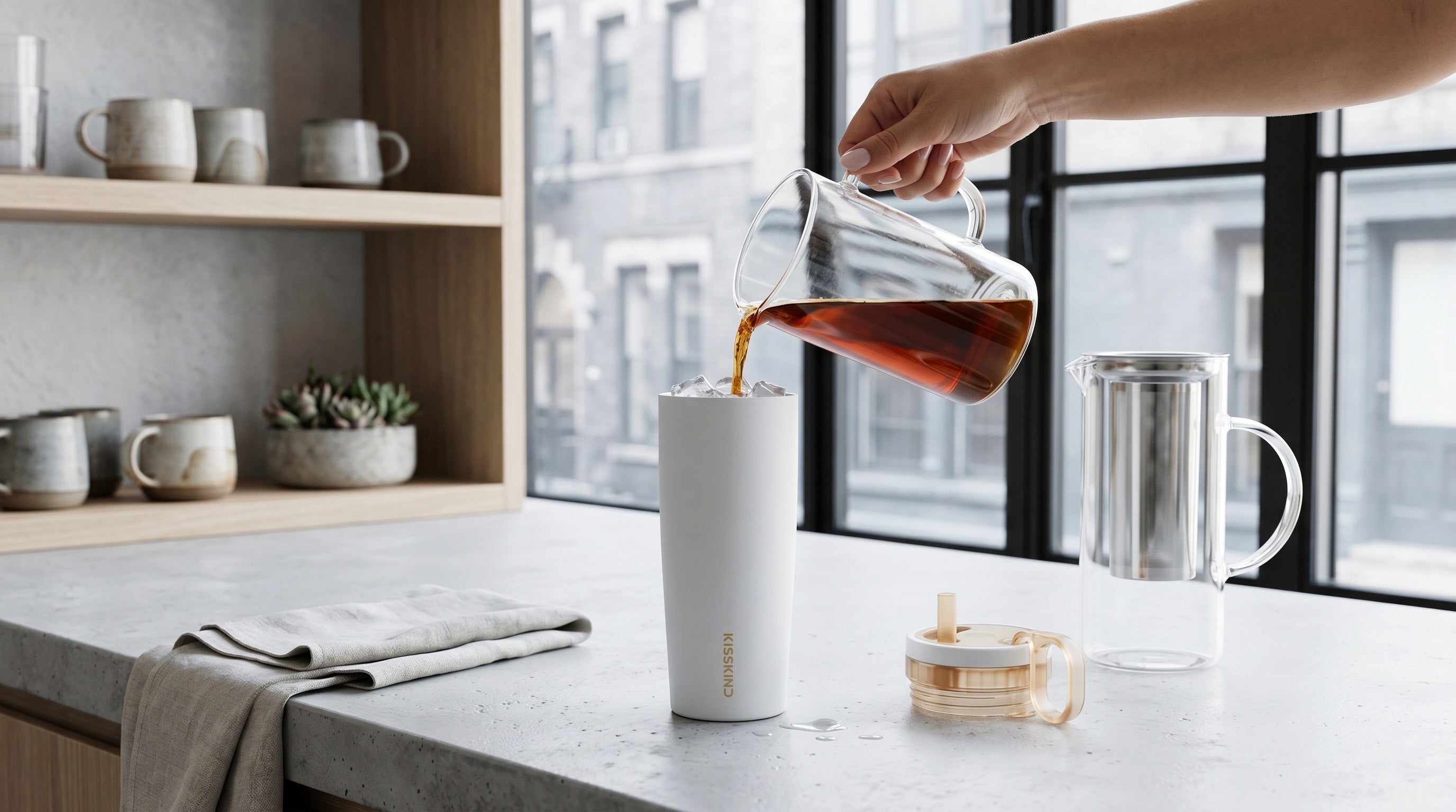 Cold brew poured into a KissKind cup at home